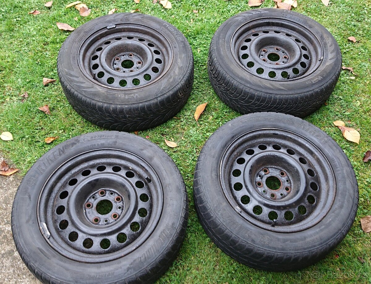 Sada plechových disků s pneu 195/60/r15