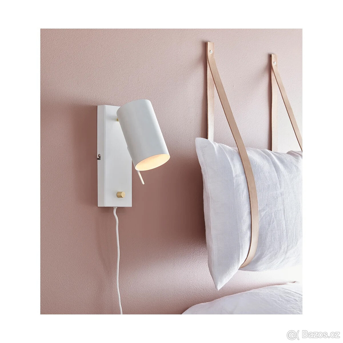 Bedside lamps x 2 -- Bodové svítidlo x2