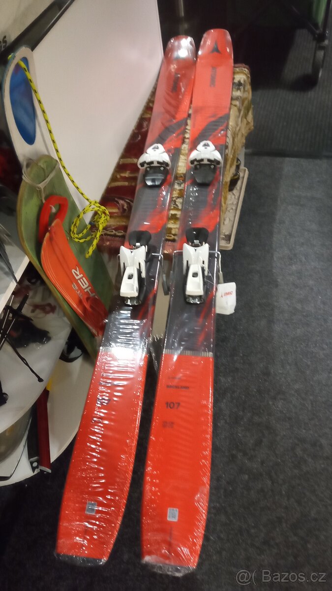 Freeride lyže Atomic Backland 107 175cm