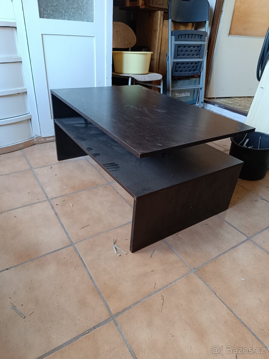 Konferenční stolek