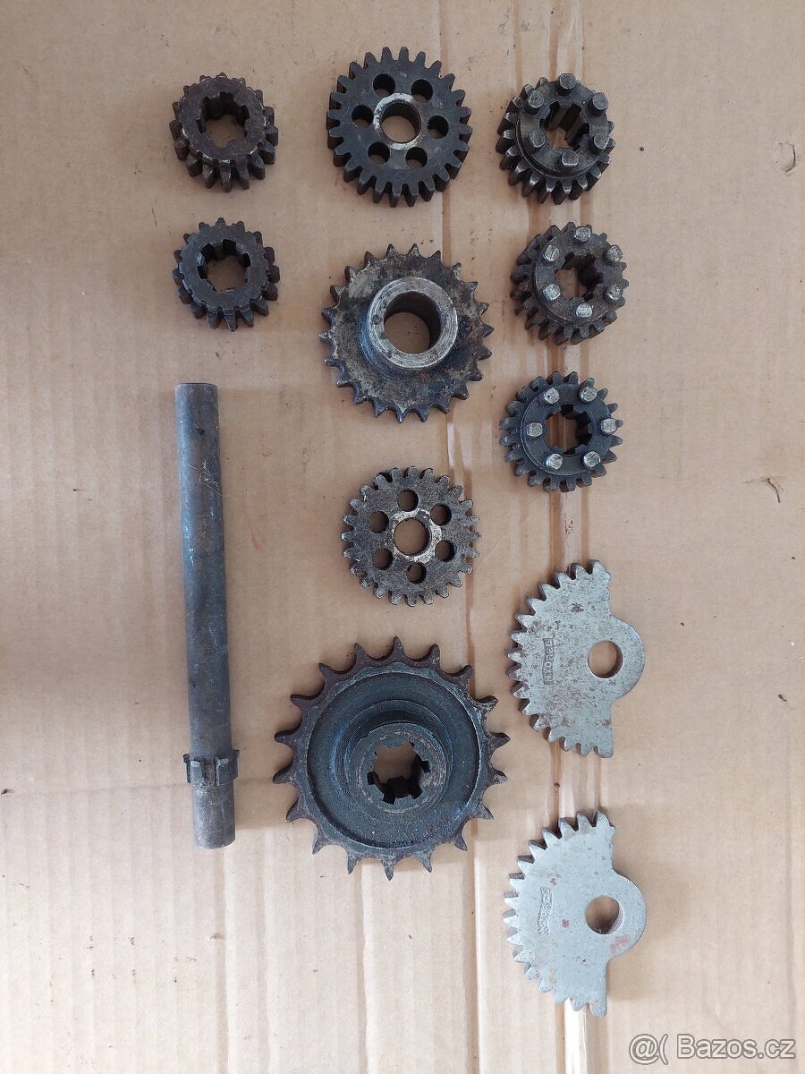 Jawa 50 pionyr, kyvacka - prevodova kolecka