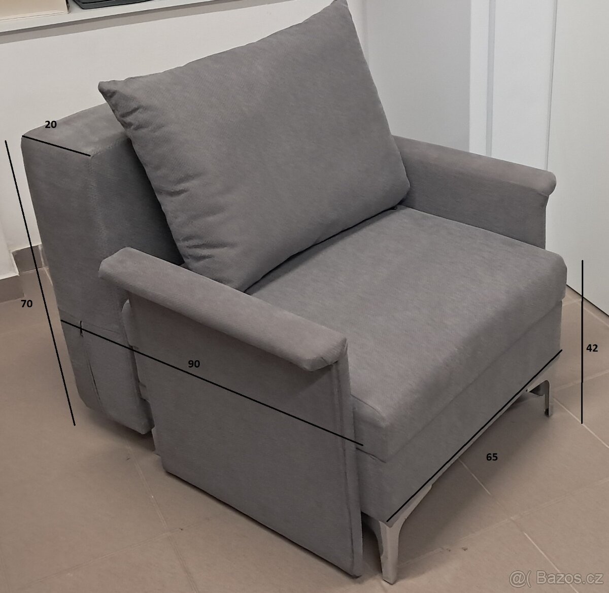 rozkládací křeslo