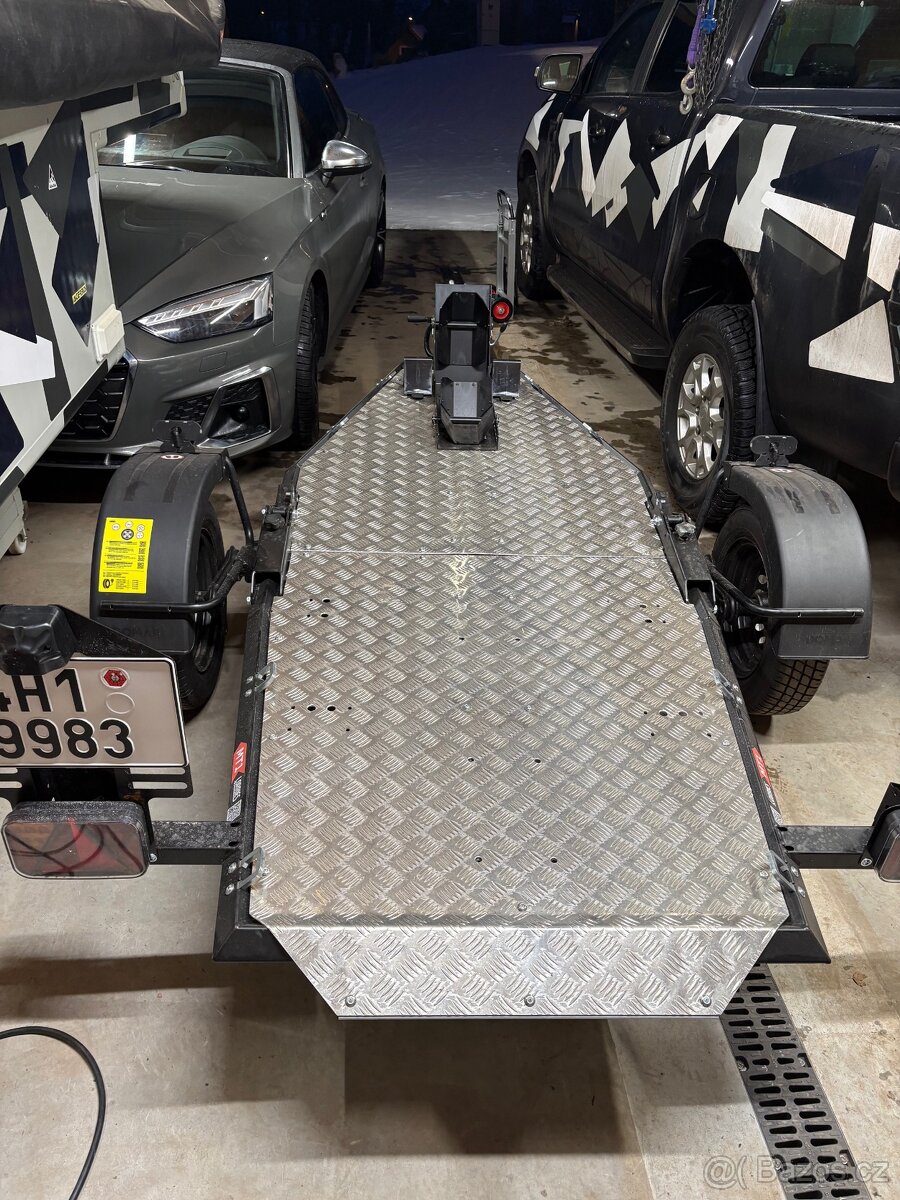 Přívěsný vozík Lorries