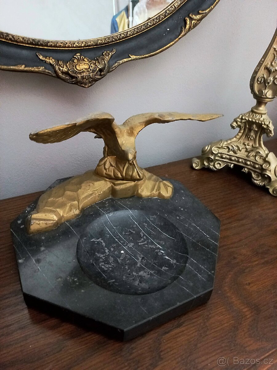 Popelník starožitný