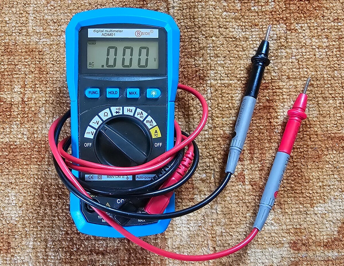 Digitální multimetr BSide ADM01