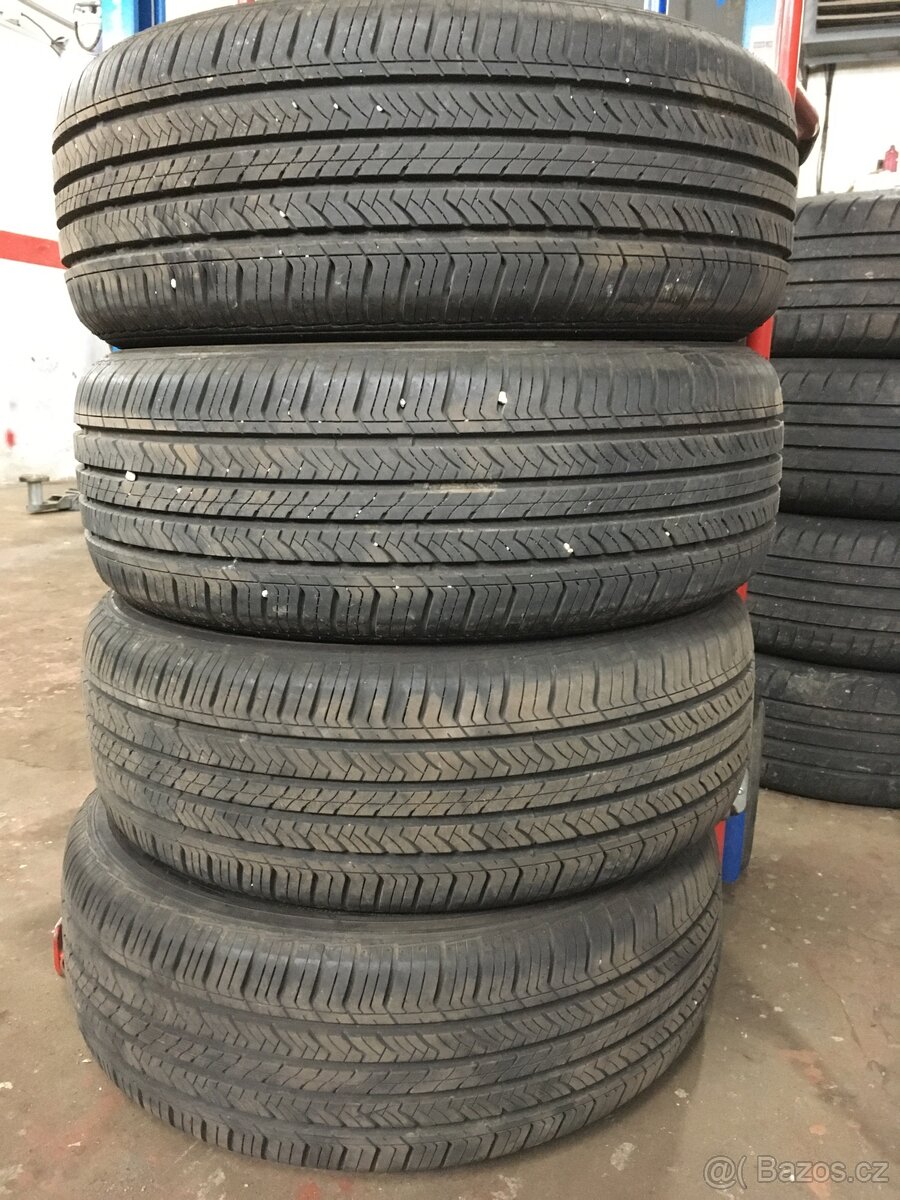 Pneu Maxxis M3 BRAVO 215/55R17