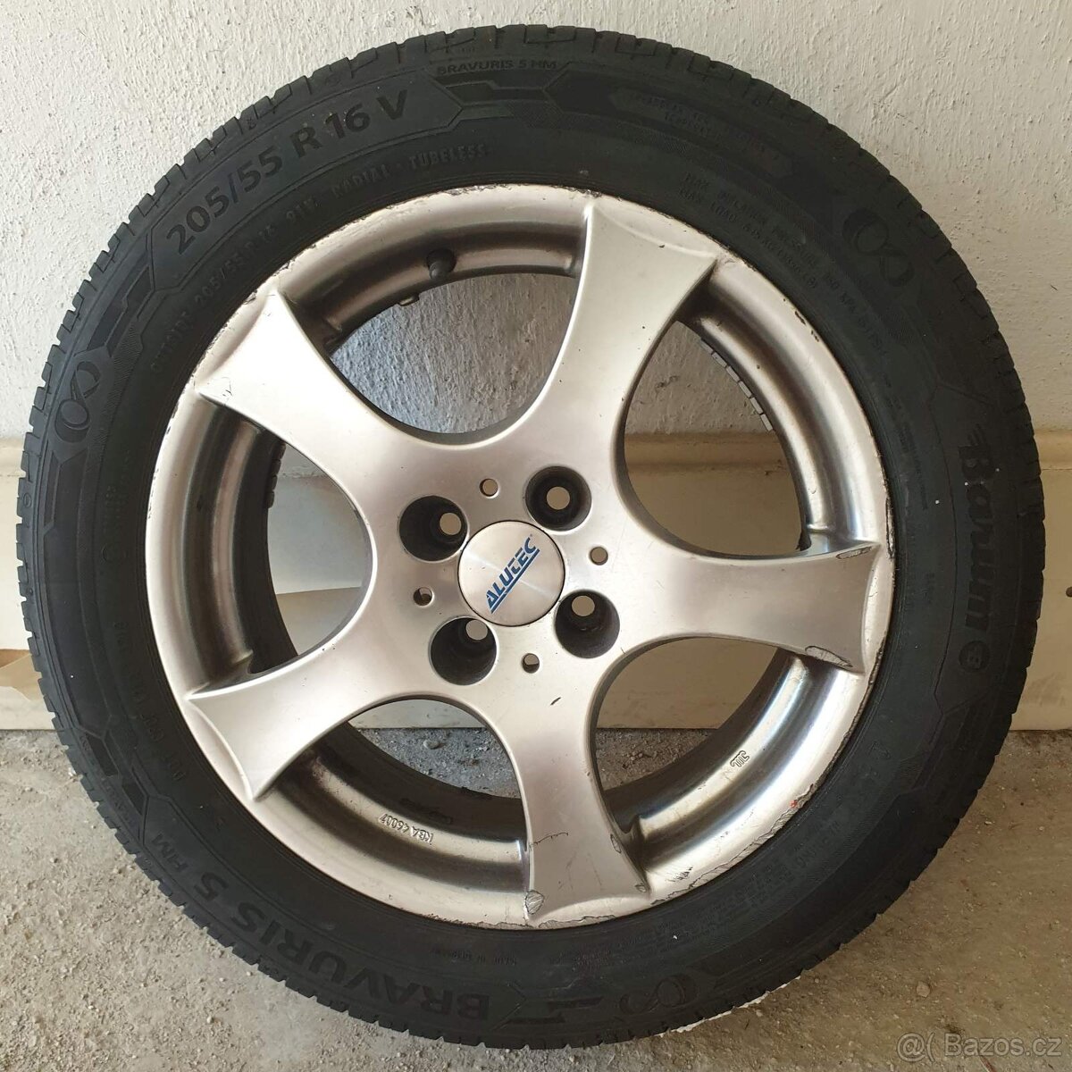Lite kola (litaky) 5ks vcetne temer novych pneu 205/55/R16