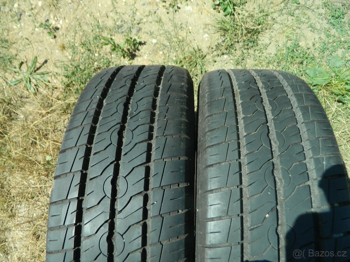 205/65 r15 C 102/100 t 2ks letní 9,5mm