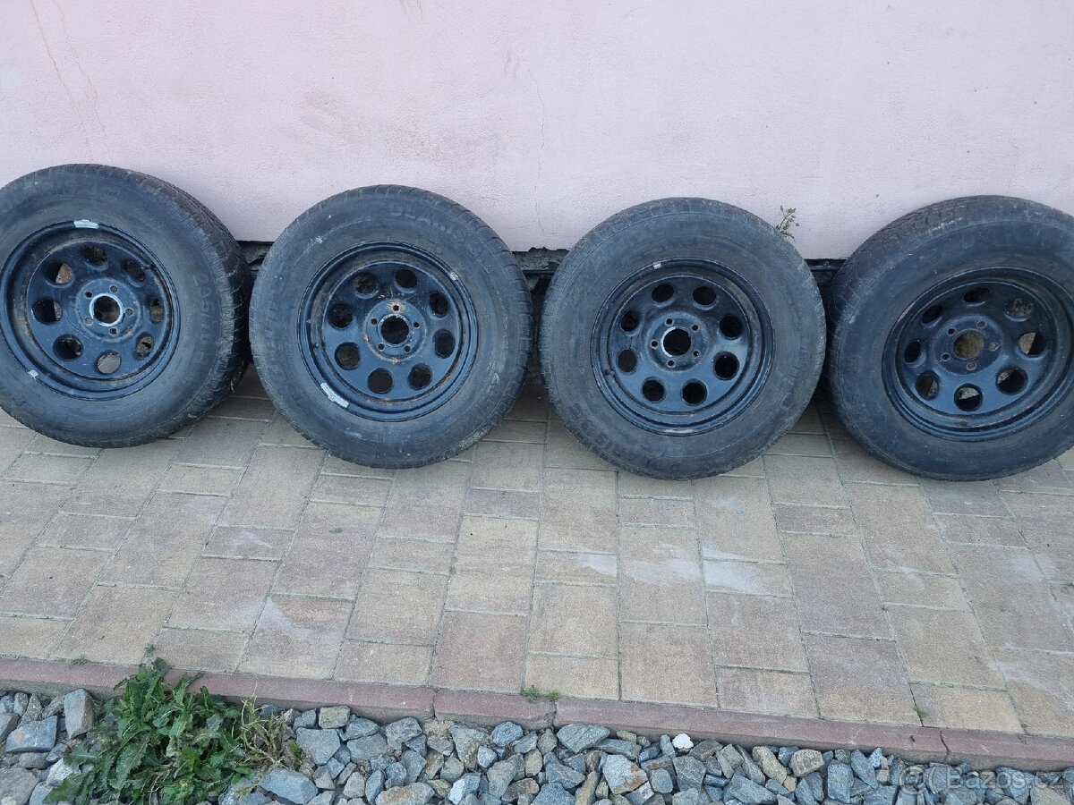 Prodám kola jeep 5x114.3 r16 ET 10 USA