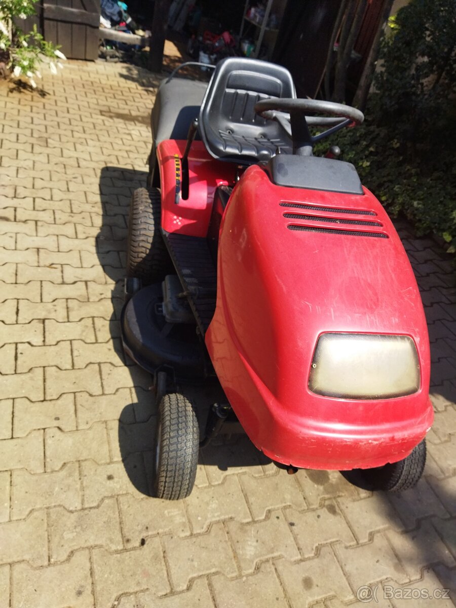 Prodam zahradní traktůrek