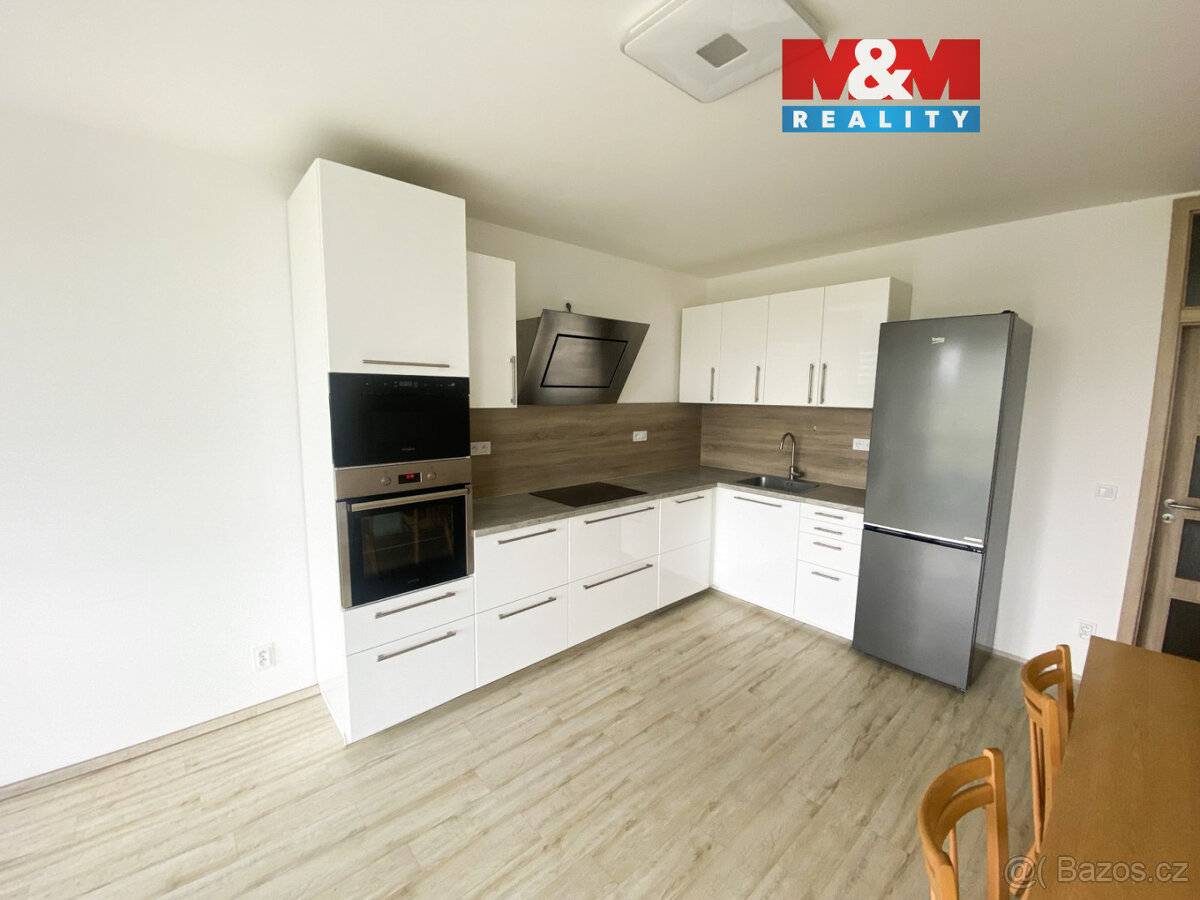 Pronájem bytu 3+kk, 85 m², Olomouc, ul. Topolová