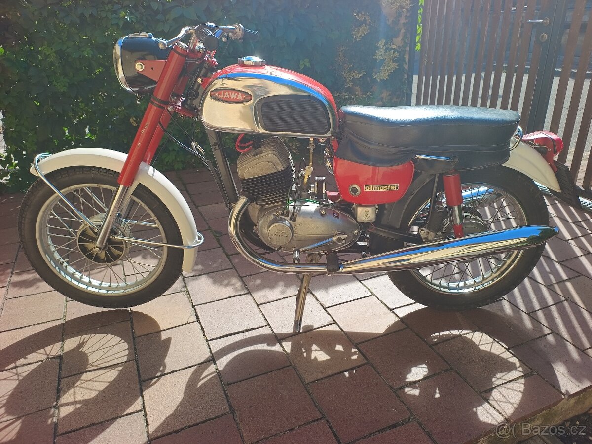 Jawa 350 Californian