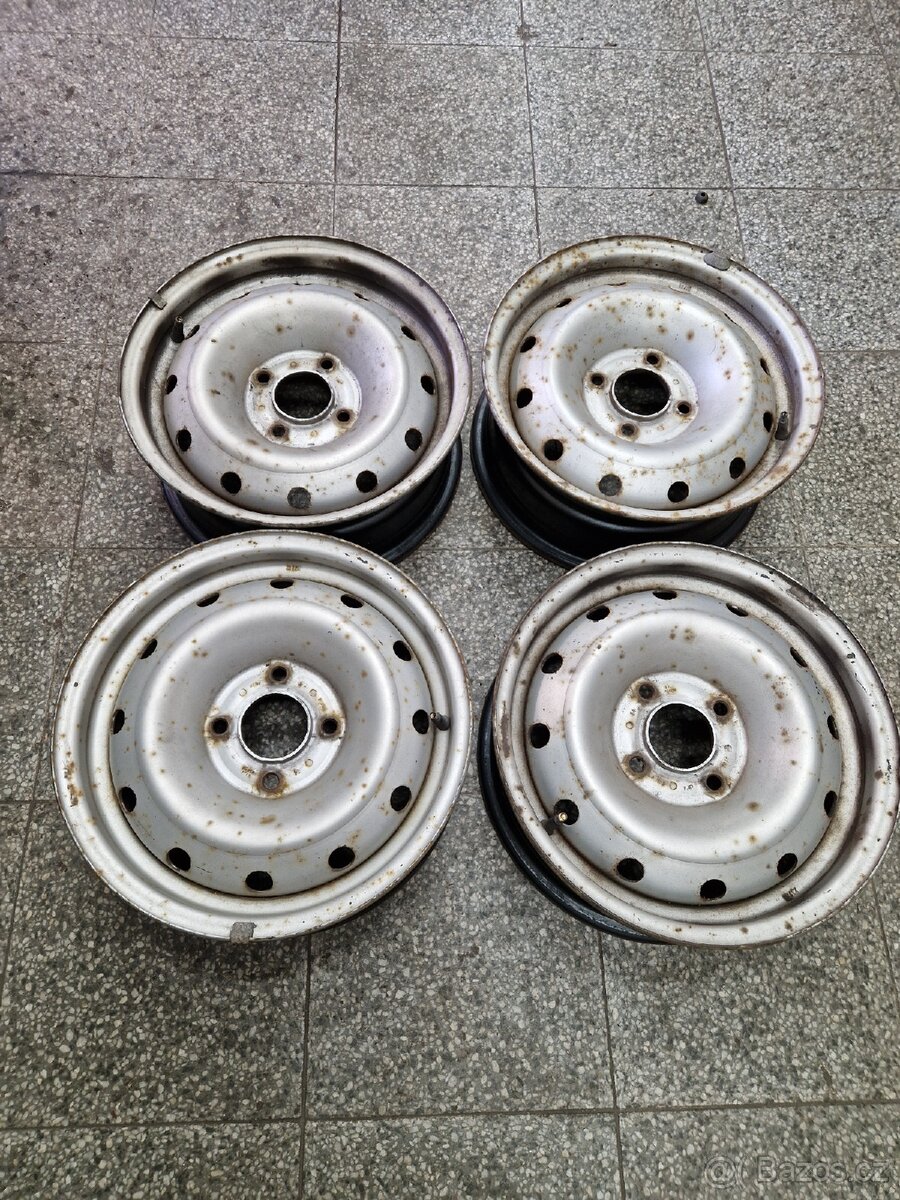 Plechové disky Peugeot 4x108 r14