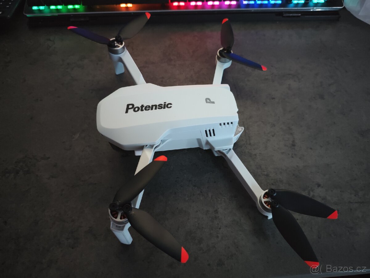 Dron Potensic Atom 2