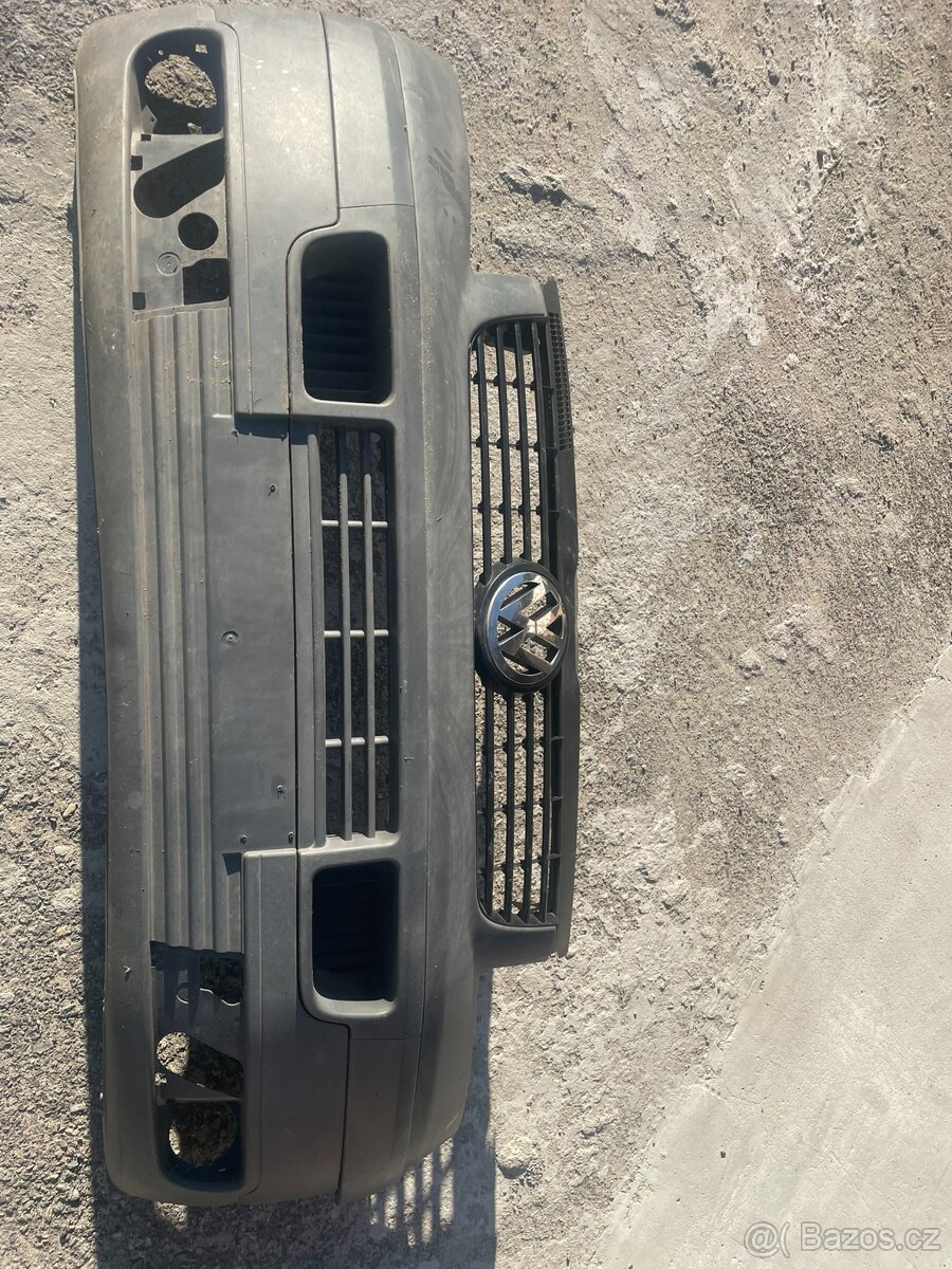 Přední nárazník VW Transporter T5