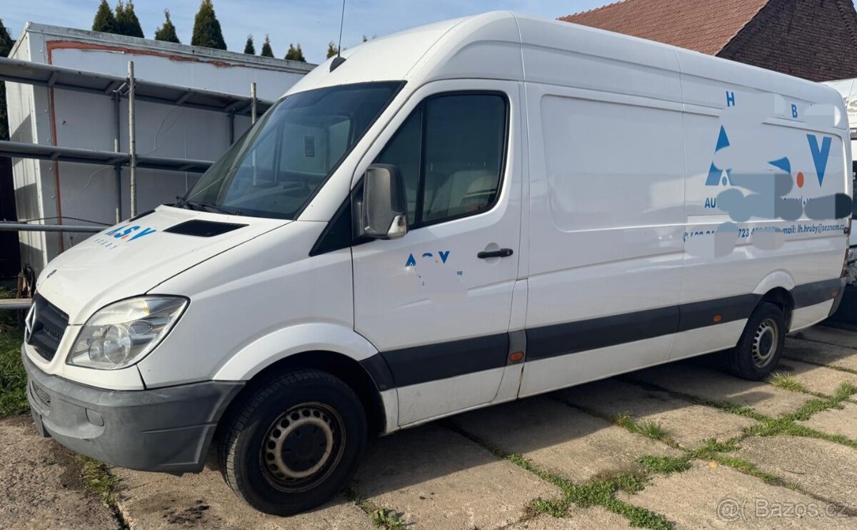 Mercedes Benz Sprinter 313, rok 2012 POŠKOZENY MOTOR