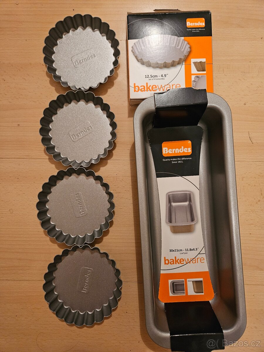 Sada kvalitních pečících misek BERNDES bakeware. Nepoužité