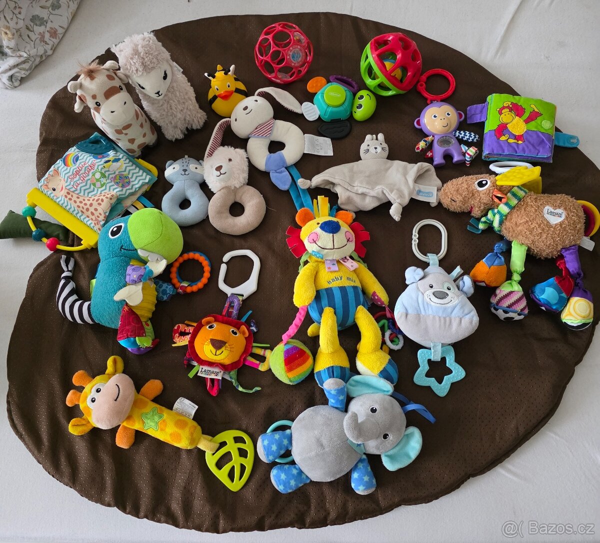 Hračky pro miminko/batole