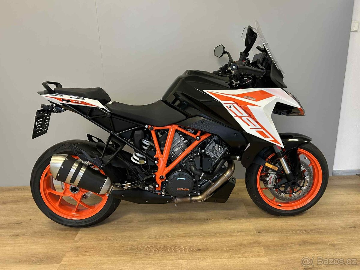 KTM 1290 Super Duke GT