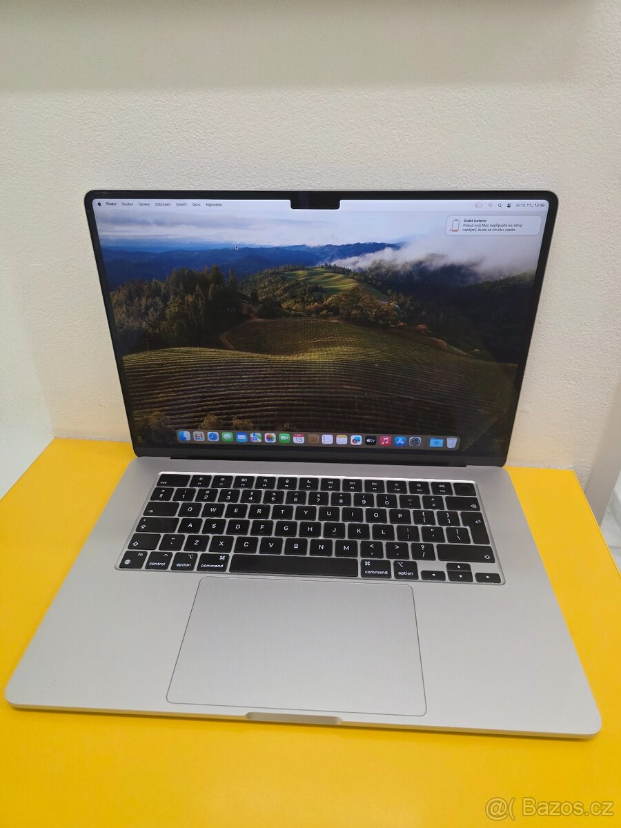 Macbook Air (15") 2023 M2 16/512GB.