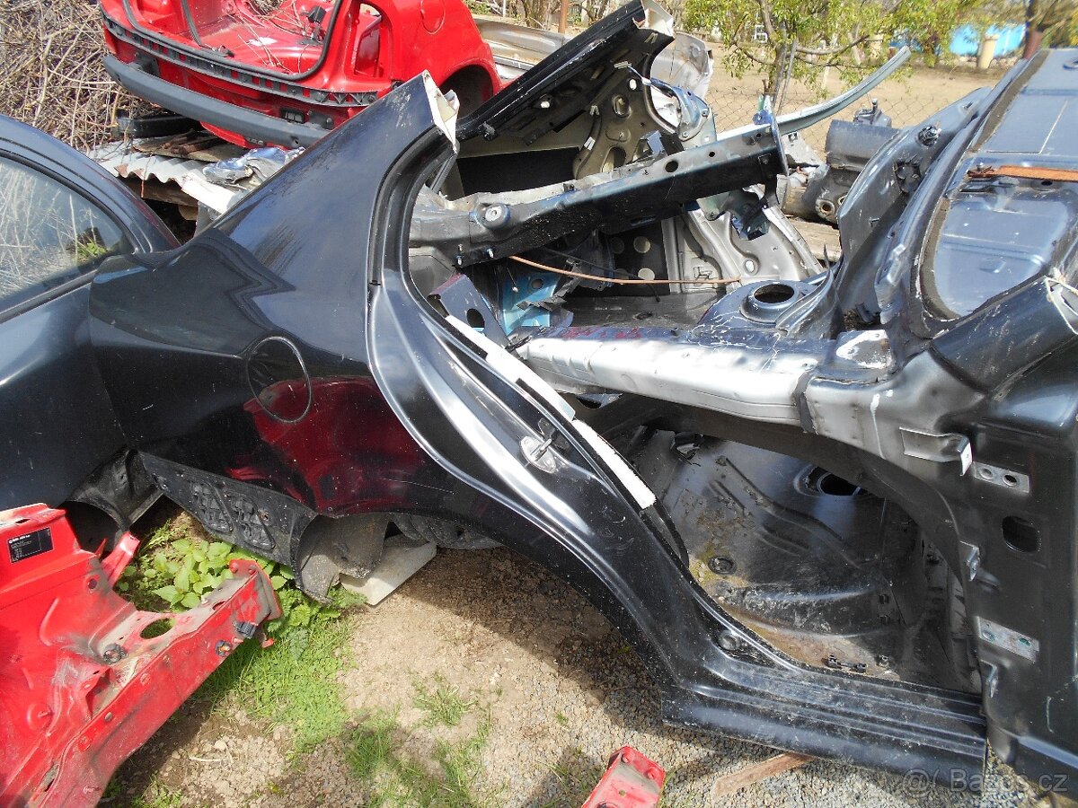 škoda prahy sloupky špičky podběhu střechy zadní blatniky