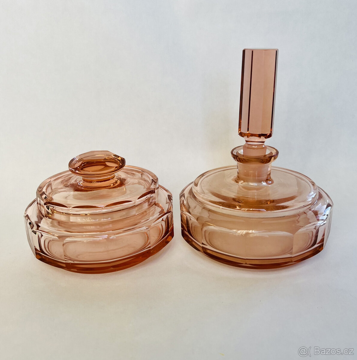 Art Deco flakón a dóza, rosalínové sklo