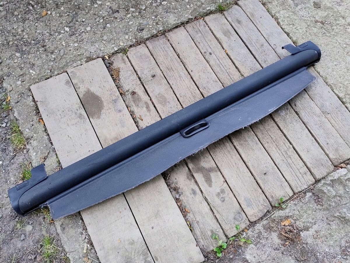 BMW X3 e83 zadní roleta