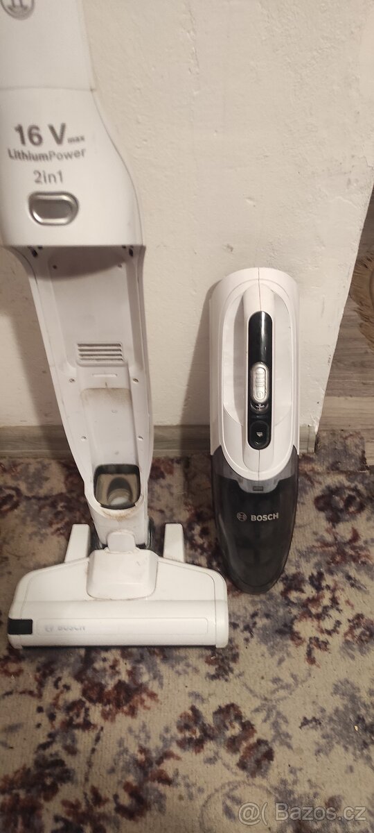 Tyčový vysavač Bosch