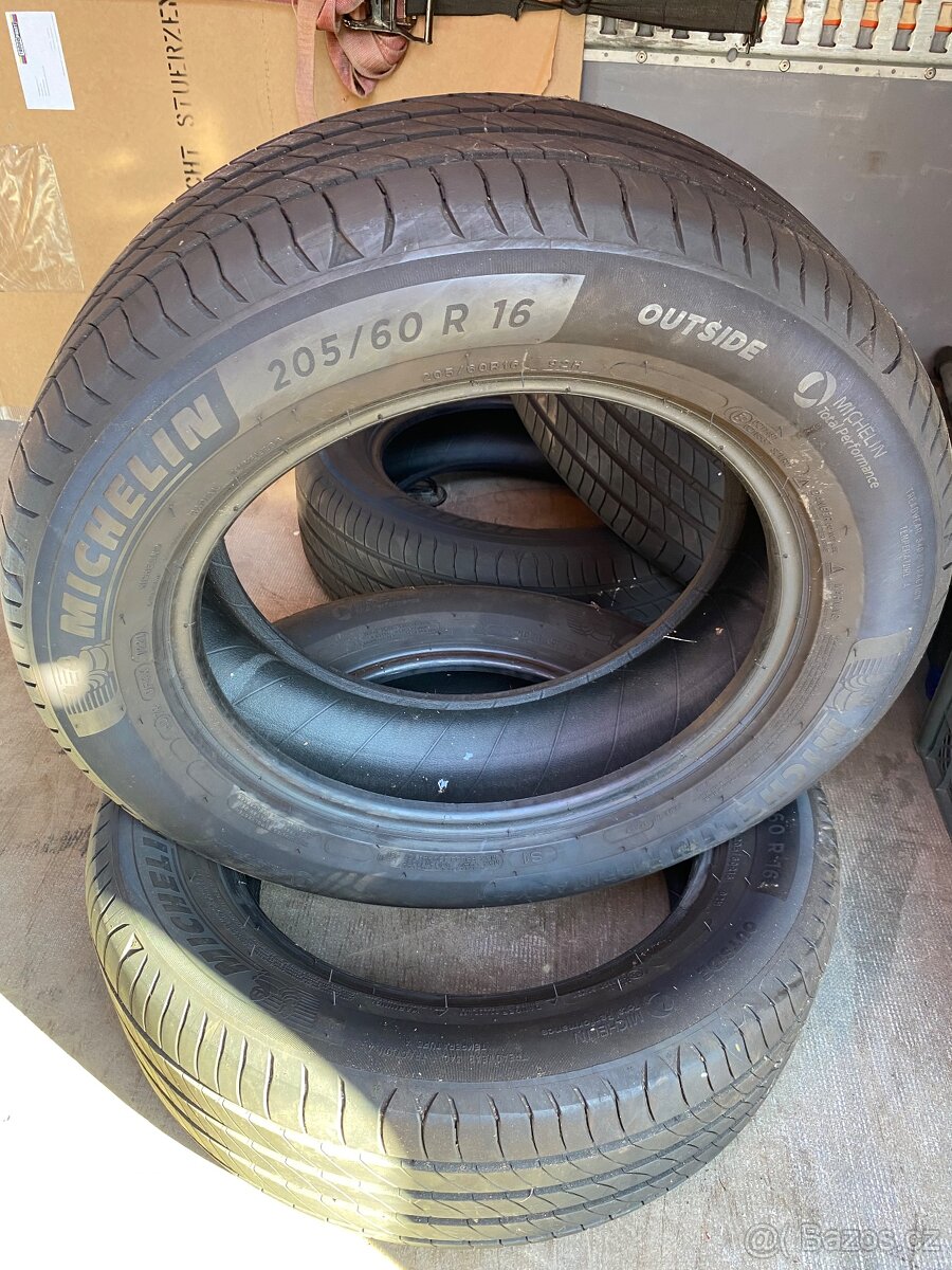 205/60 R 16 92 H Michelin Primacy 4 S1 Dot 0220