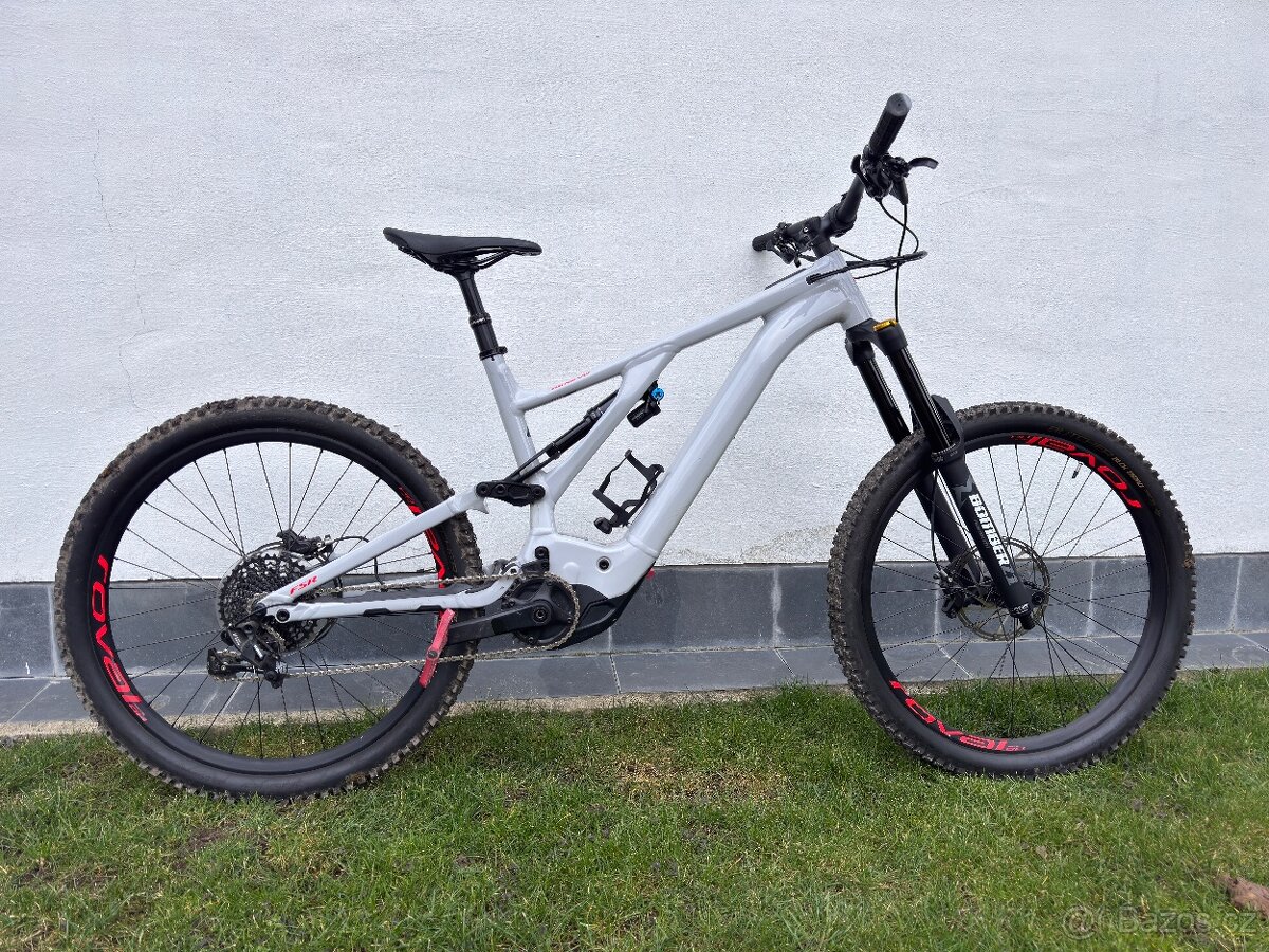 Specialized Kenevo Comp 21 - Baterie 100%