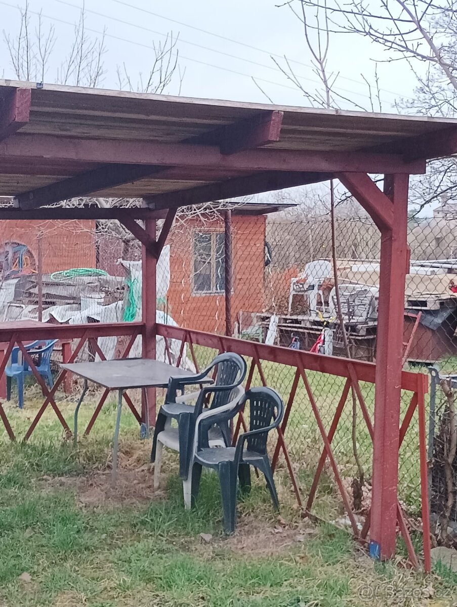 Zahradní pergola
