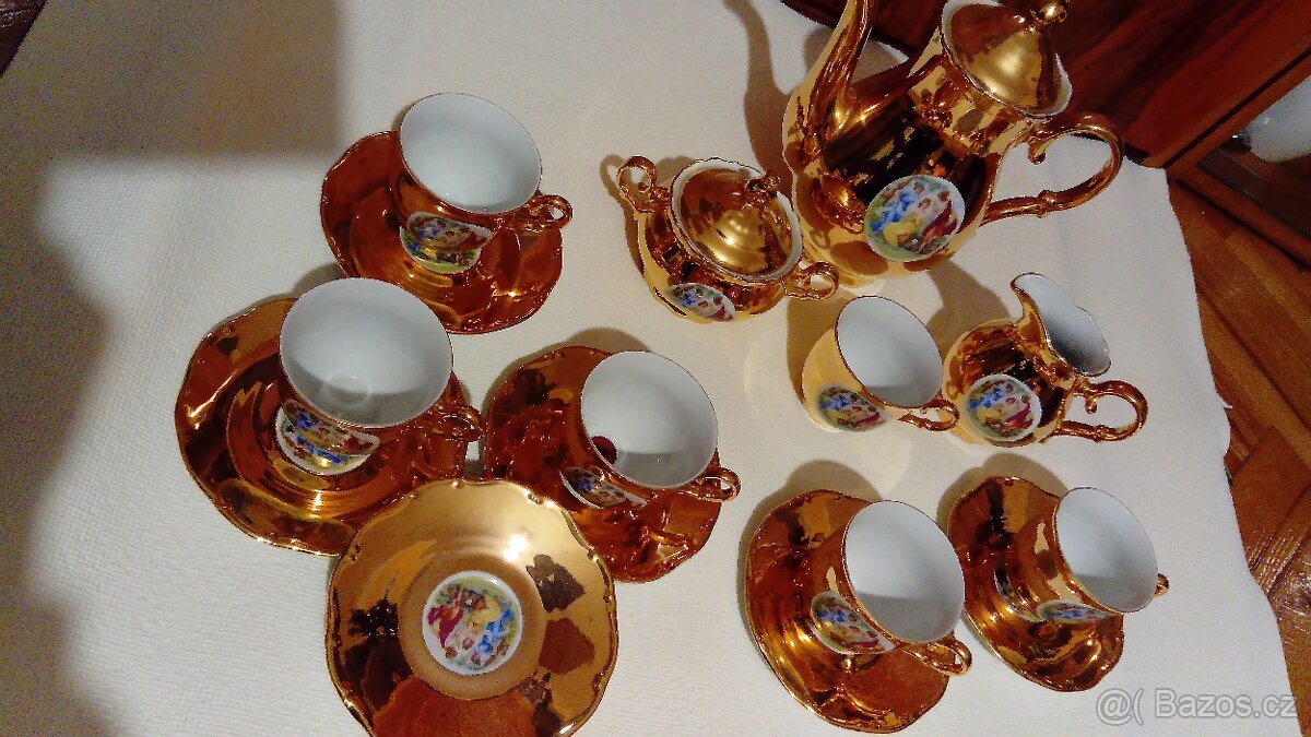 Porcelánový servis zn. MZ CZECHOSLOVAKIA.