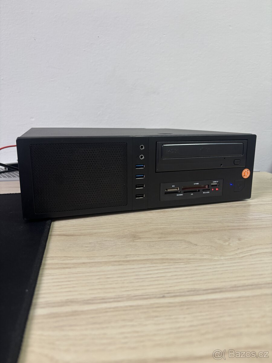 PC | Ryzen 3 2200G, 8GB, 256GB SSD