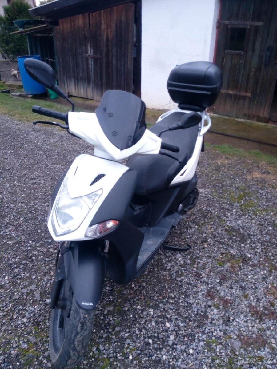 Skútr KYMCO 150
