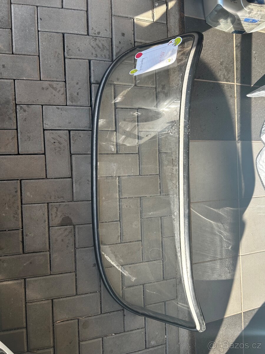 Okno Wartburg 311 Zadní i přední