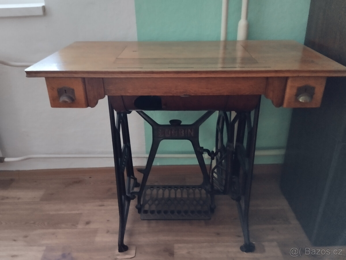 Šicí stroj Zenith Bobbin