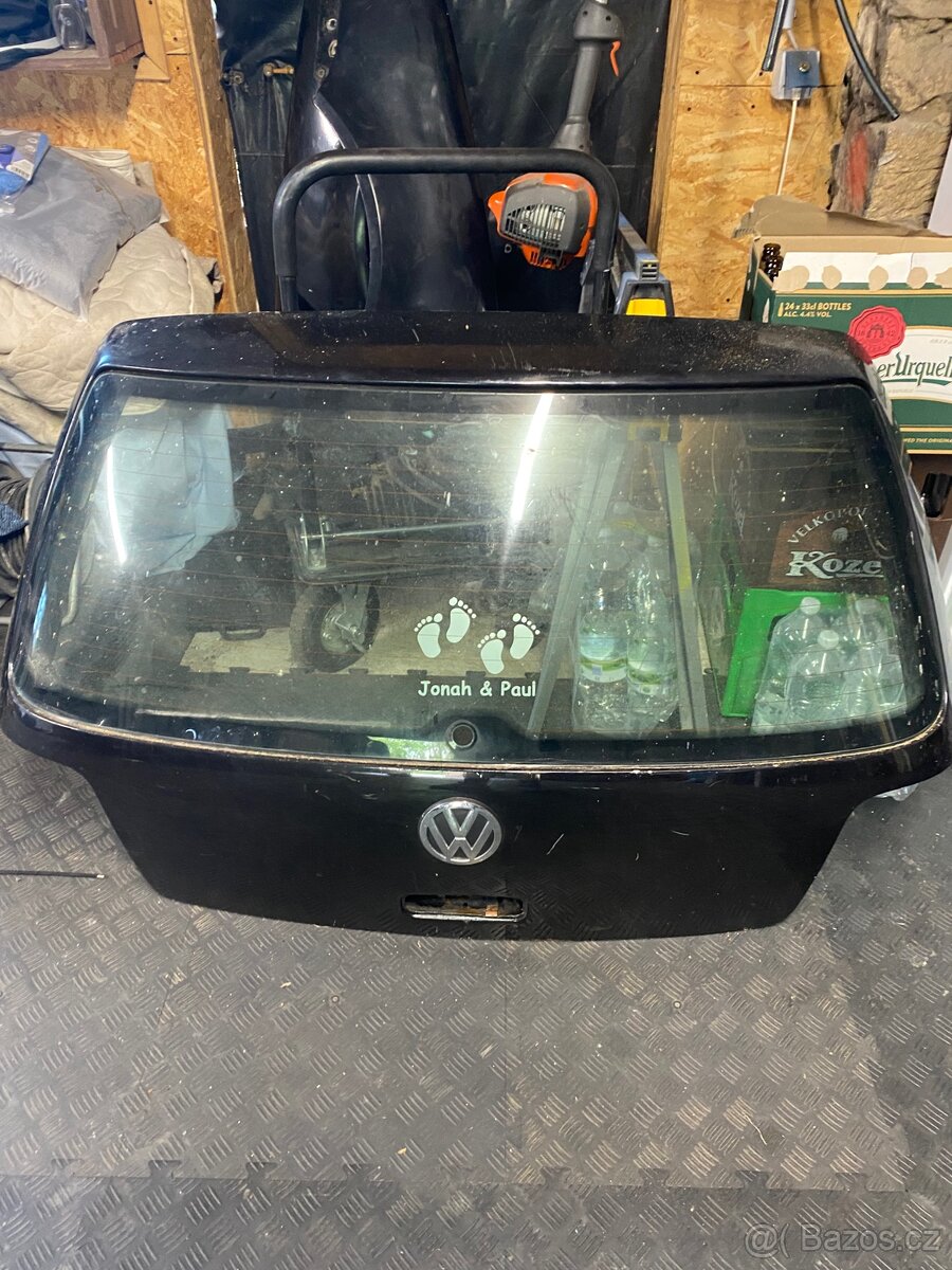 Golf IV zadní vrata hatchback