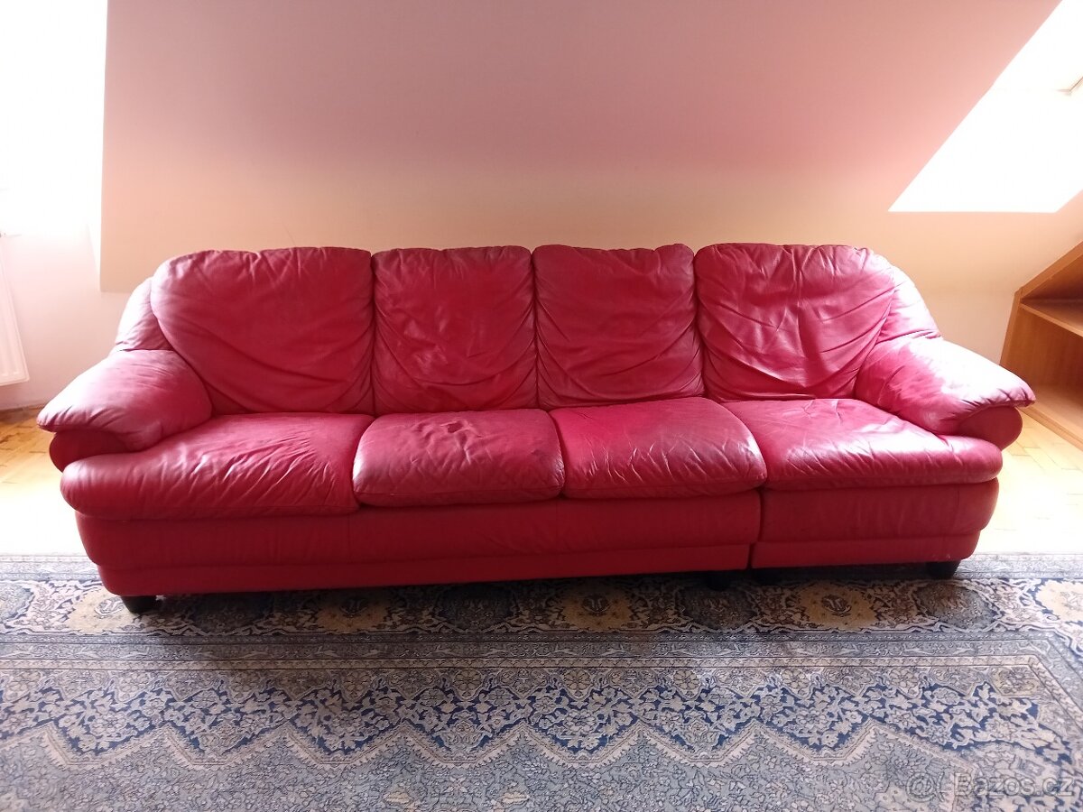 Kožená červená pohovka Natuzzi