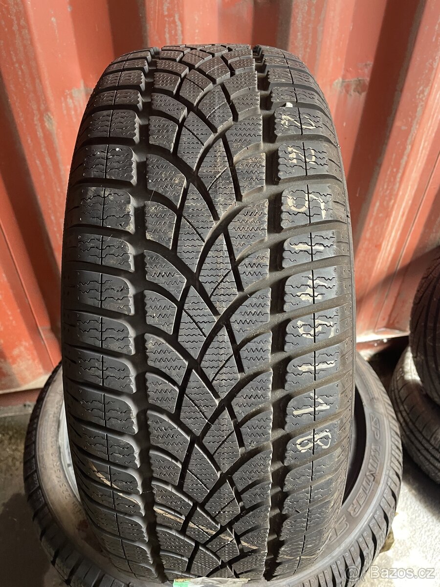 Použité zimní pneu 225/45R18