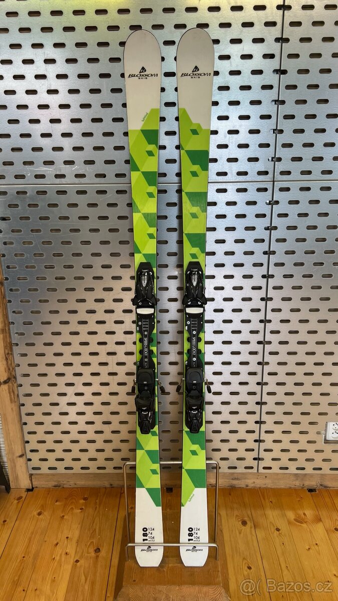 BLOSSOM TAIL WIND AM 180 cm + VIST SPEEDLOCK VM412