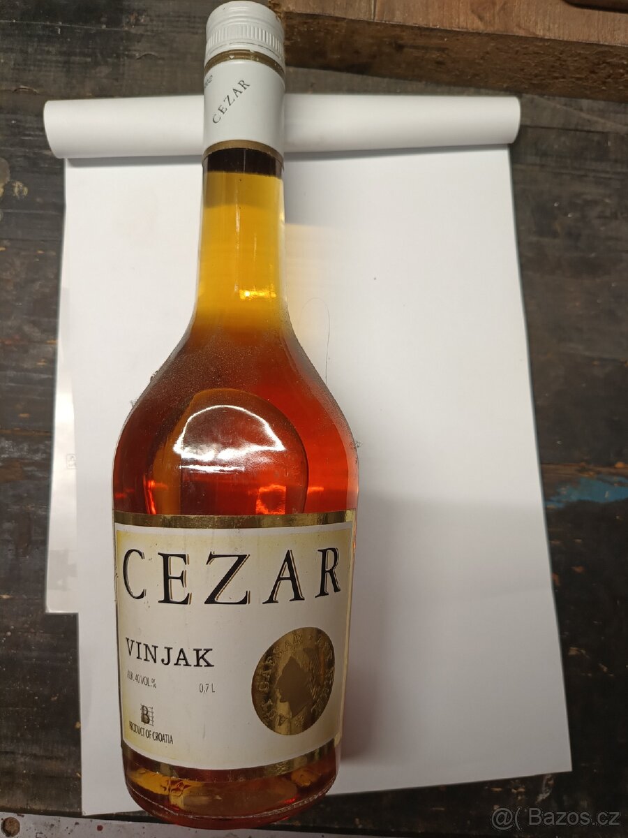 Stary alkohol, značky dle fotek - neotevřený -
