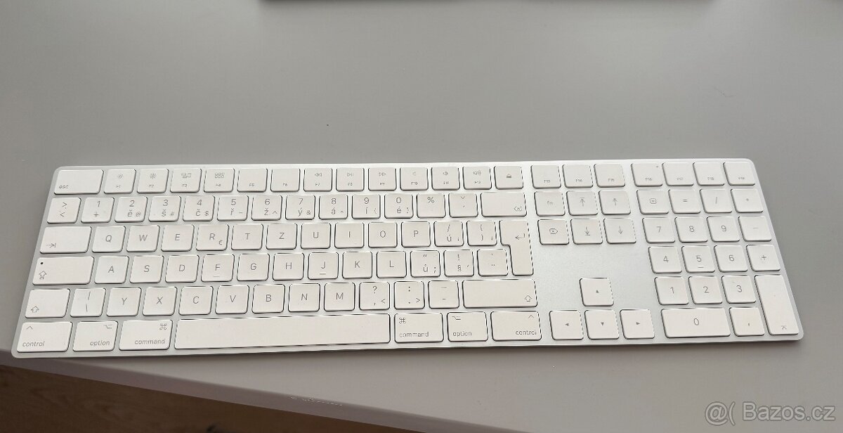 Apple Magic Keyboard
