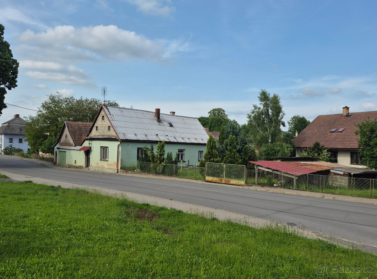 Prodej RD se zahradou a garáží v obci Banín, okr. Svitavy
