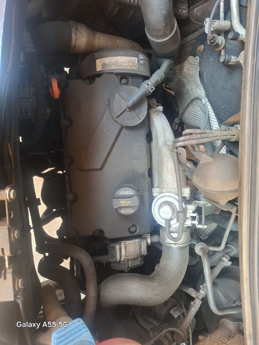 T5 motor 1.9 77kw axb