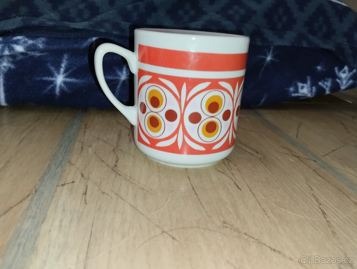 Retro hrnečky