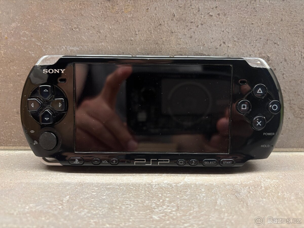 SONY PSP 3004 / 64 GB / CFW