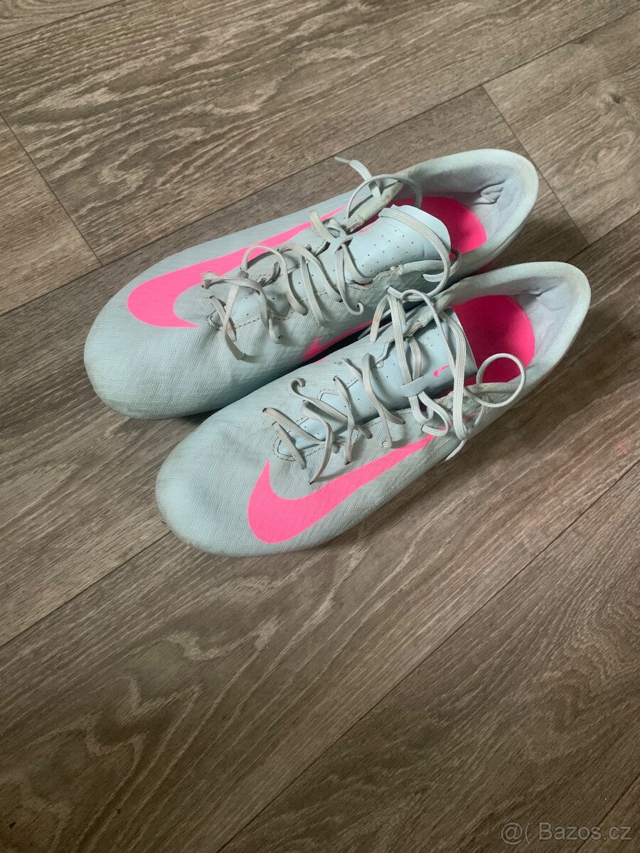 Kopačky Nike