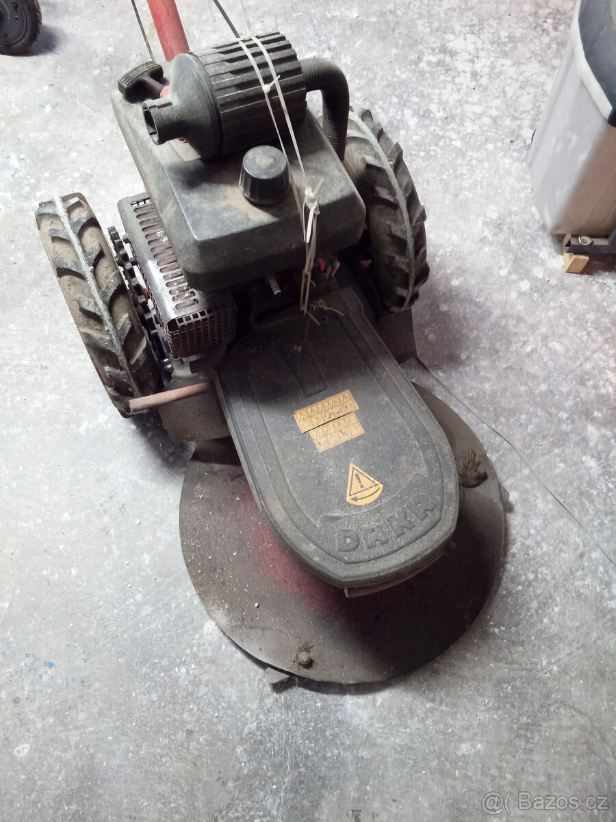 Sekačka Dakr s motorem Jikov 6.5 HP