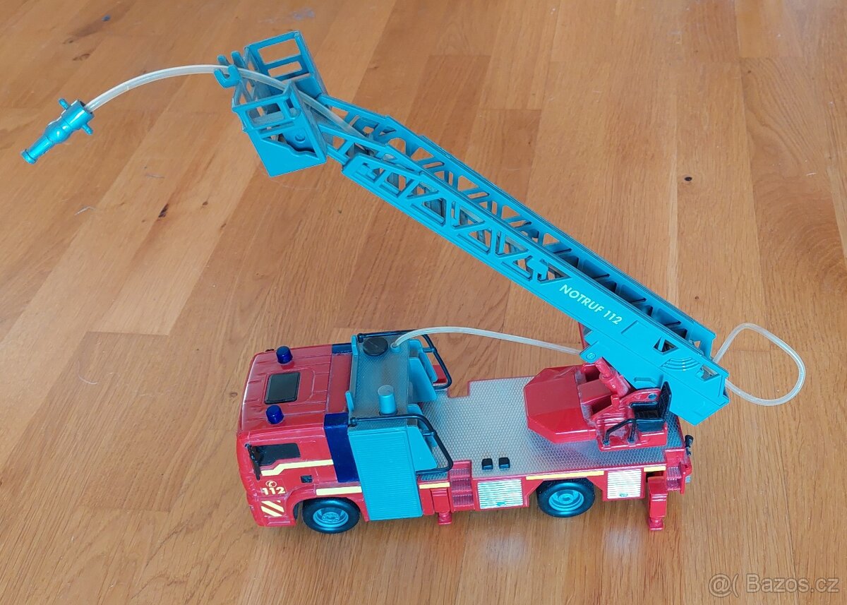 Požární auto stříkací