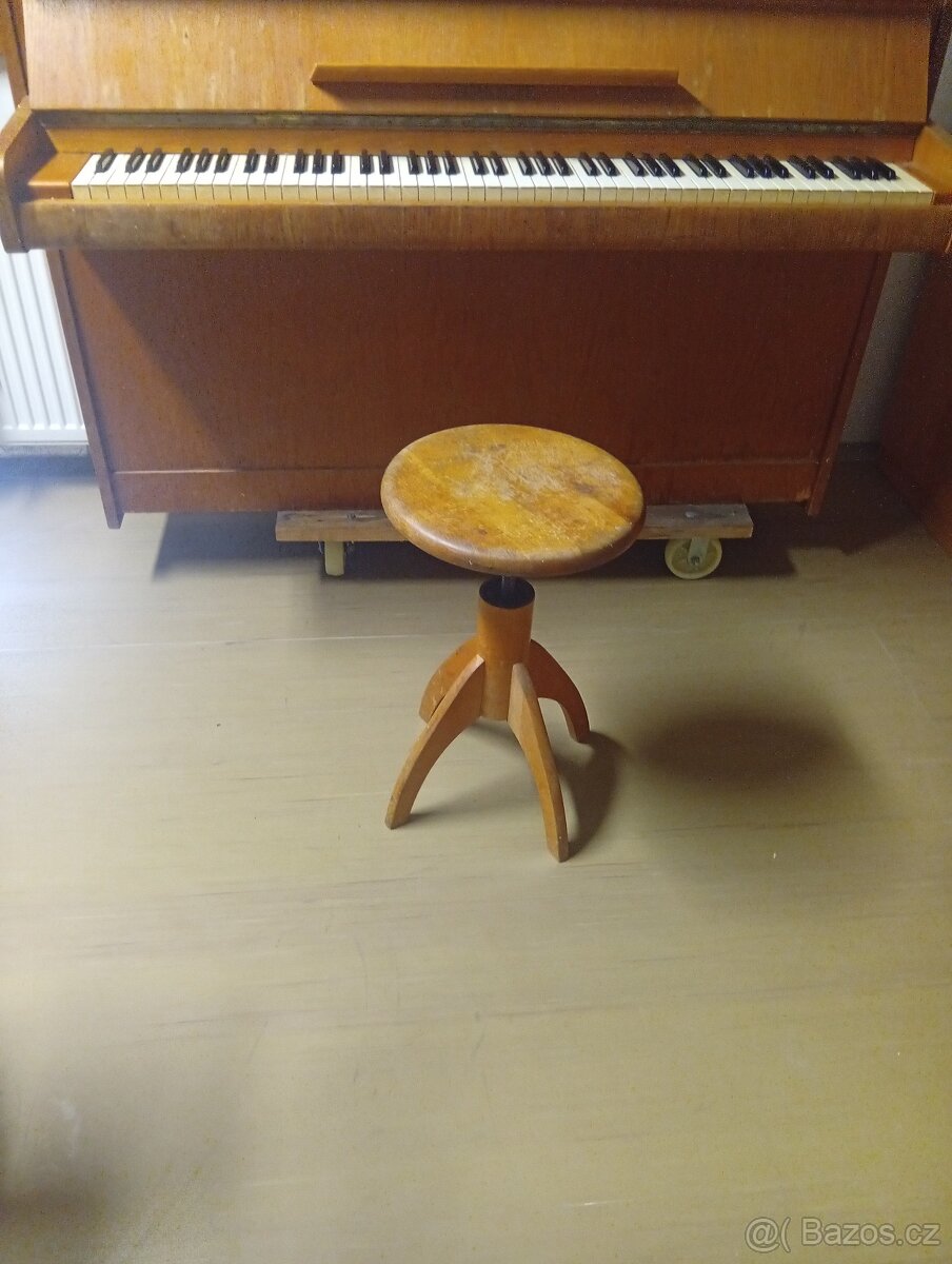 Dobrý den prodám piano Scholze